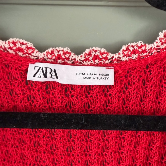 Zara Red Knit Top with White Crochet Trim - Picture 3 of 3
